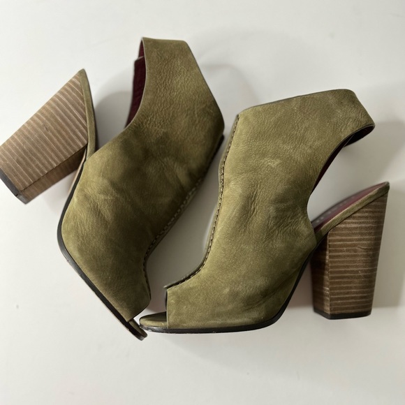 Coach Olive Green Suede Sandals - Picture 2 of 6